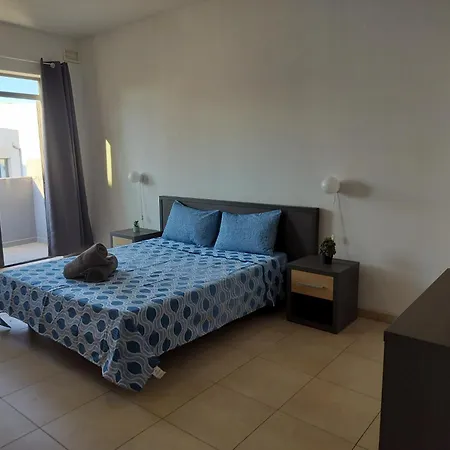 Bed and Breakfast Private In A Penthouse In Malta Between Capital Of Valletta And St Julians Nightlife