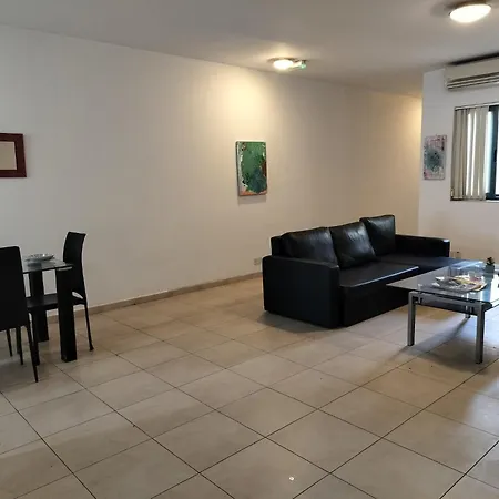 Bed & Breakfast Private In A Penthouse In Malta Between Capital Of Valletta And St Julians Nightlife Msida