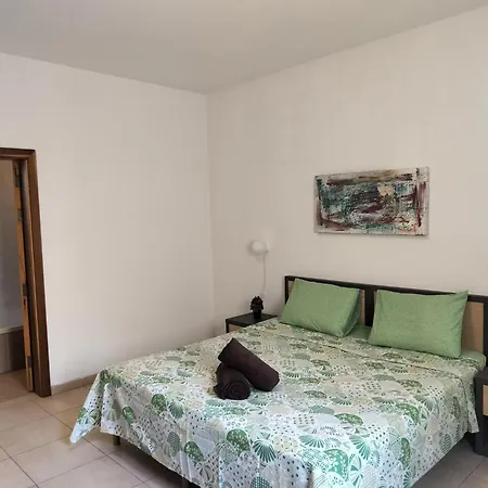 Bed and Breakfast Private In A Penthouse In Malta Between Capital Of Valletta And St Julians Nightlife *