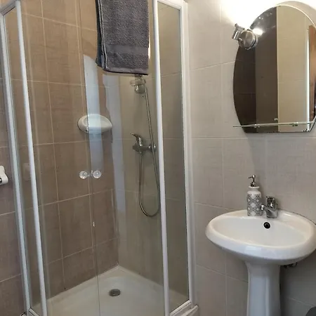 Bed & Breakfast Private In A Penthouse In Malta Between Capital Of Valletta And St Julians Nightlife