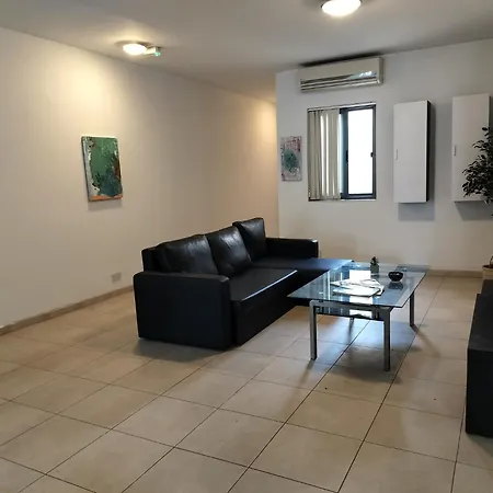 Bed & Breakfast Private Rooms In A Penthouse In Malta Between Capital Of Valletta And St Julians Nightlife Msida