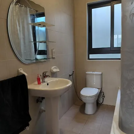 Bed & Breakfast Private Rooms In A Penthouse In Malta Between Capital Of Valletta And St Julians Nightlife *