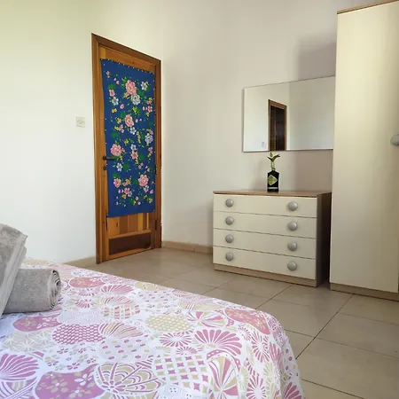 Private In A Penthouse In Malta Between Capital Of Valletta And St Julians Nightlife 3*