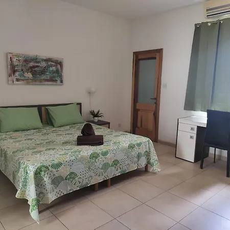 Bed & Breakfast Private Rooms In A Penthouse In Malta Between Capital Of Valletta And St Julians Nightlife Msida