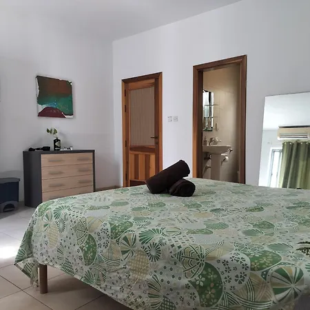 Bed & Breakfast Private In A Penthouse In Malta Between Capital Of Valletta And St Julians Nightlife 3*