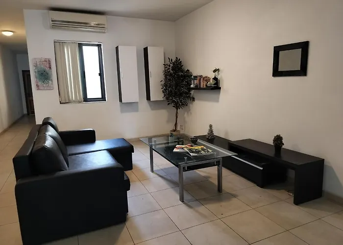 B&B Private In A Penthouse In Malta Between Capital Of Valletta And St Julians Nightlife