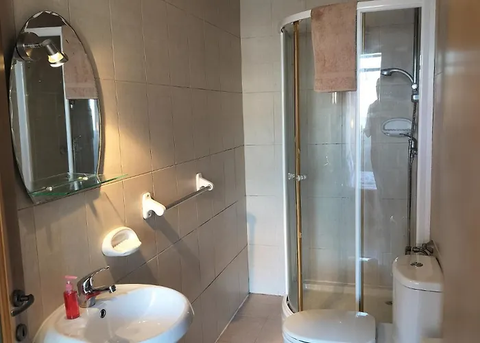 Private In A Penthouse In Malta Between Capital Of Valletta And St Julians Nightlife B&B